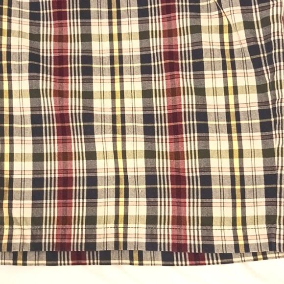 Land's End Bermuda GOLF Shorts Mens Size W44 Blue Yellow Red Plaid Preppy Travel - Picture 2 of 10